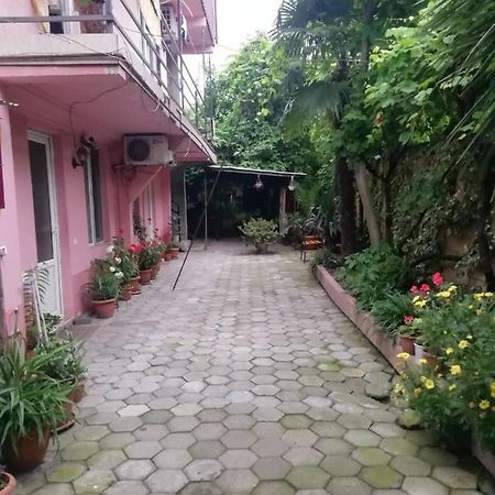 Guest House Saba Batumi Kültér fotó