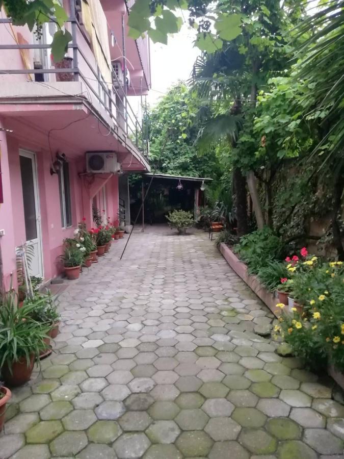 Guest House Saba Batumi Kültér fotó