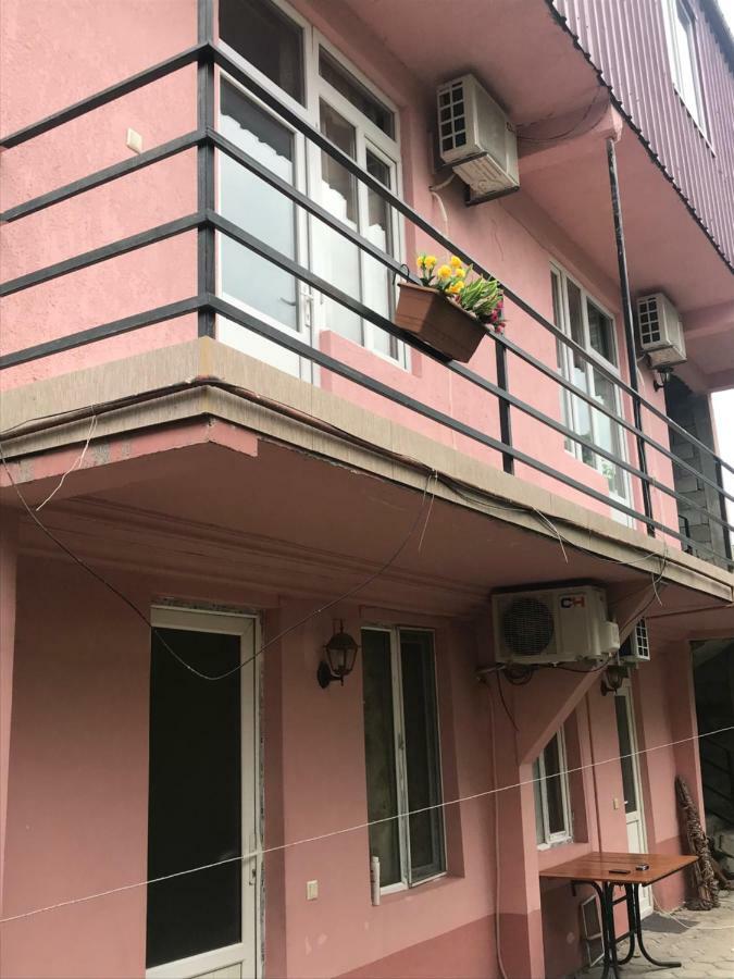 Guest House Saba Batumi Kültér fotó